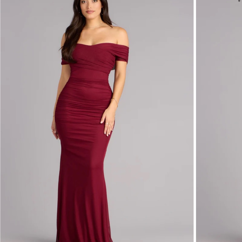 Windsor “Allison” Burgundy Gown